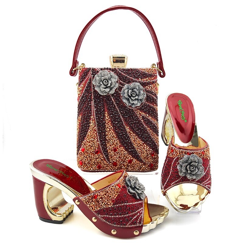 Fashionable Italian shoes & bag sets for women - silver colour