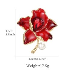 Flower with crystal / pearl - golden broochBrooches
